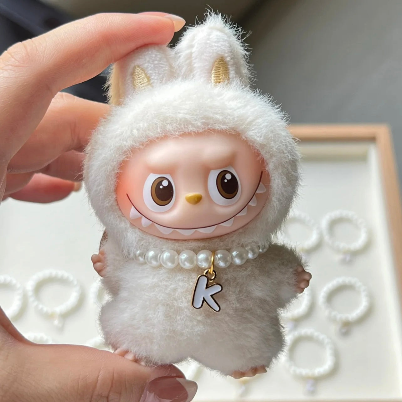 THE MONSTERS Generation 4 Alphabet Pearl Necklace