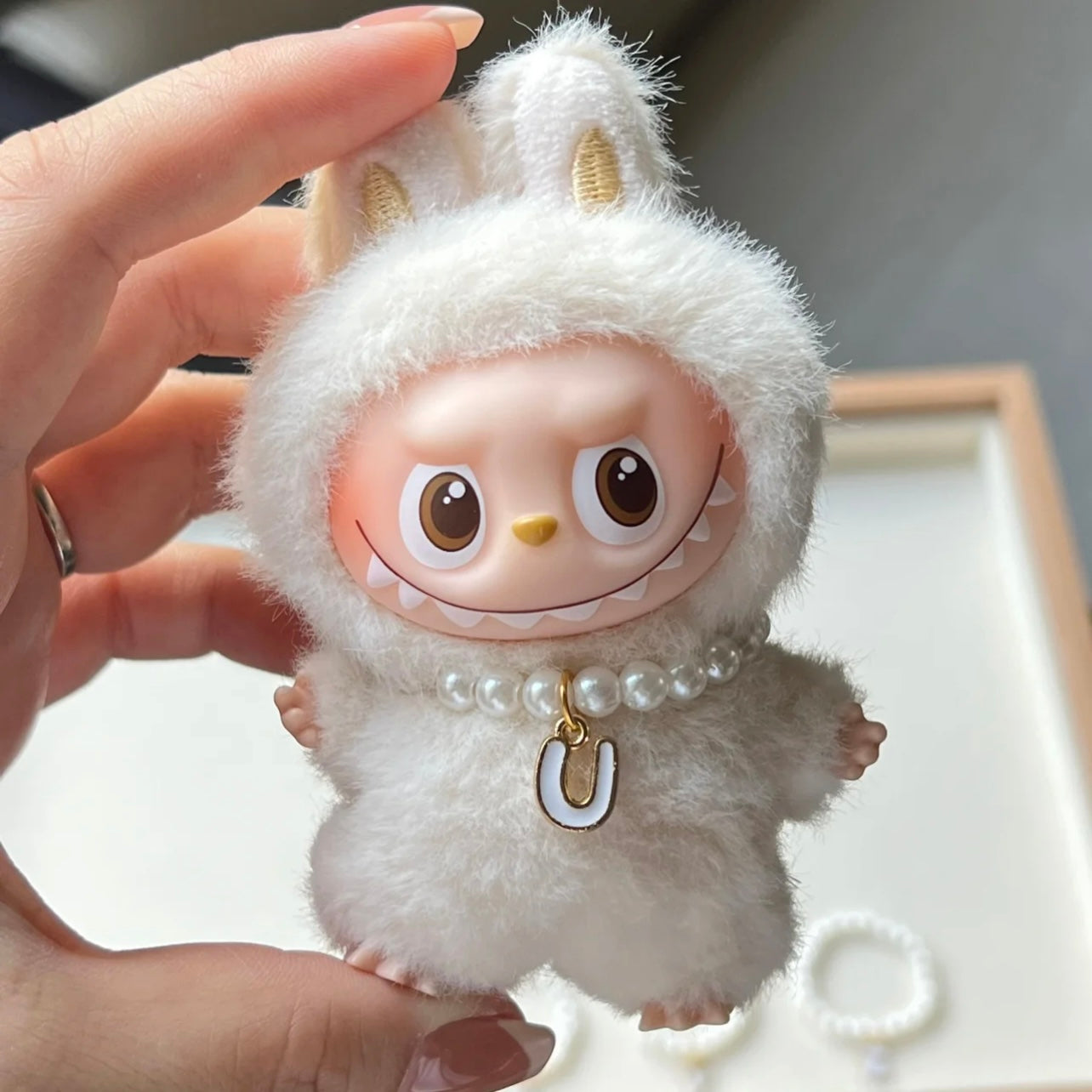 THE MONSTERS Generation 4 Alphabet Pearl Necklace