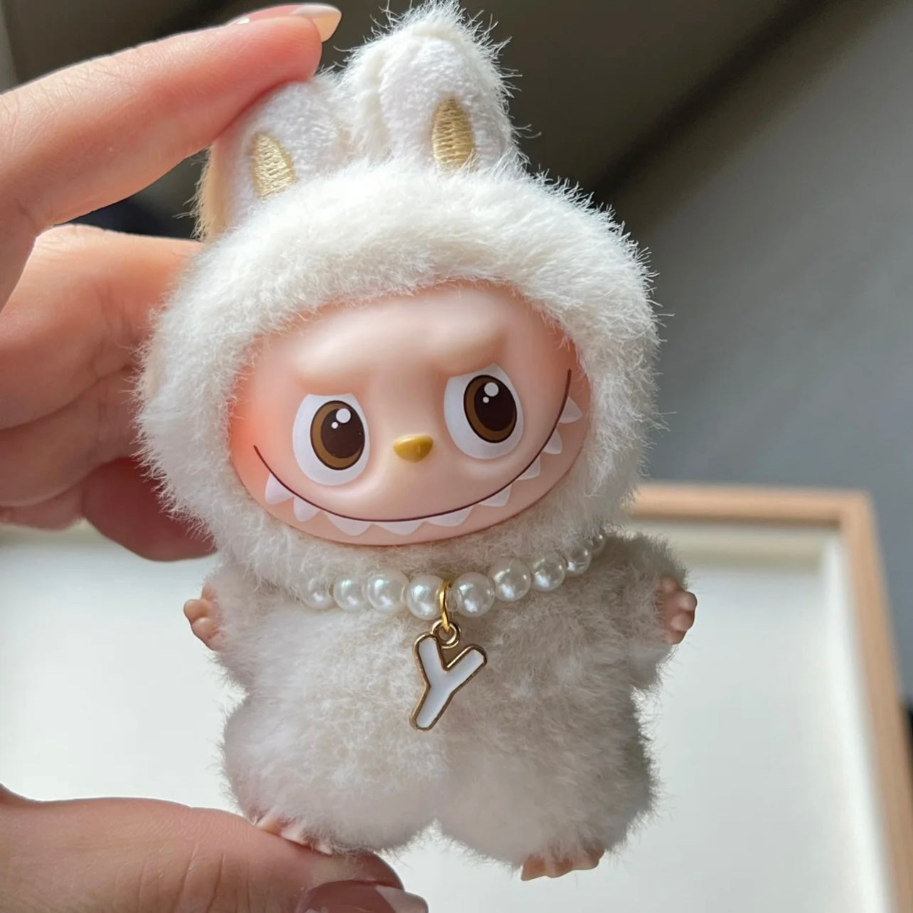 THE MONSTERS Generation 4 Alphabet Pearl Necklace