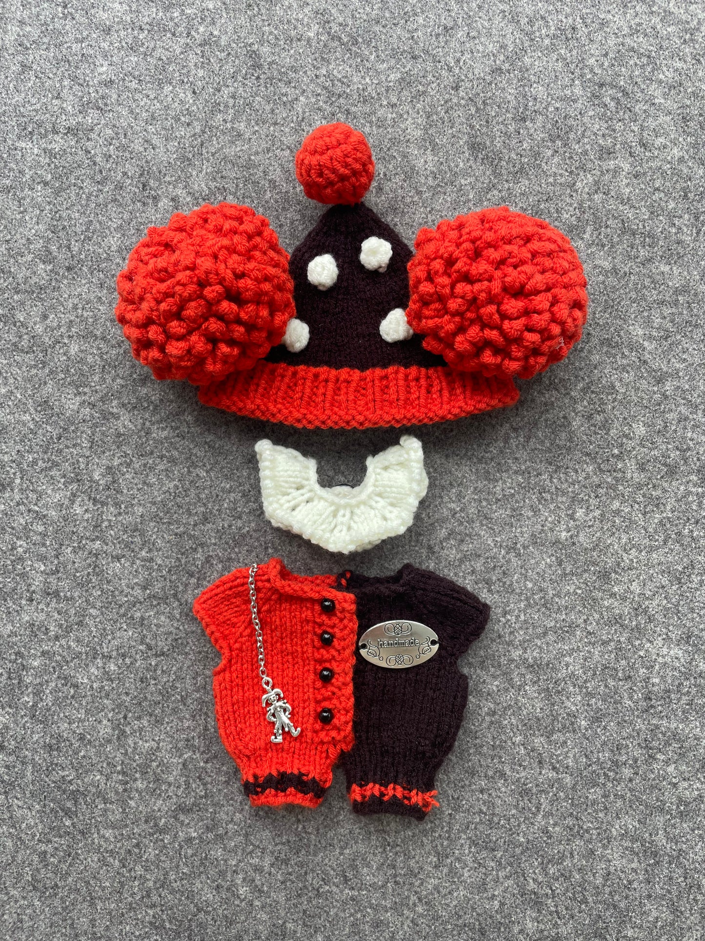 Labubu circus Dreamer Knit Outfit for Labubu – Handmade with Pom Hat