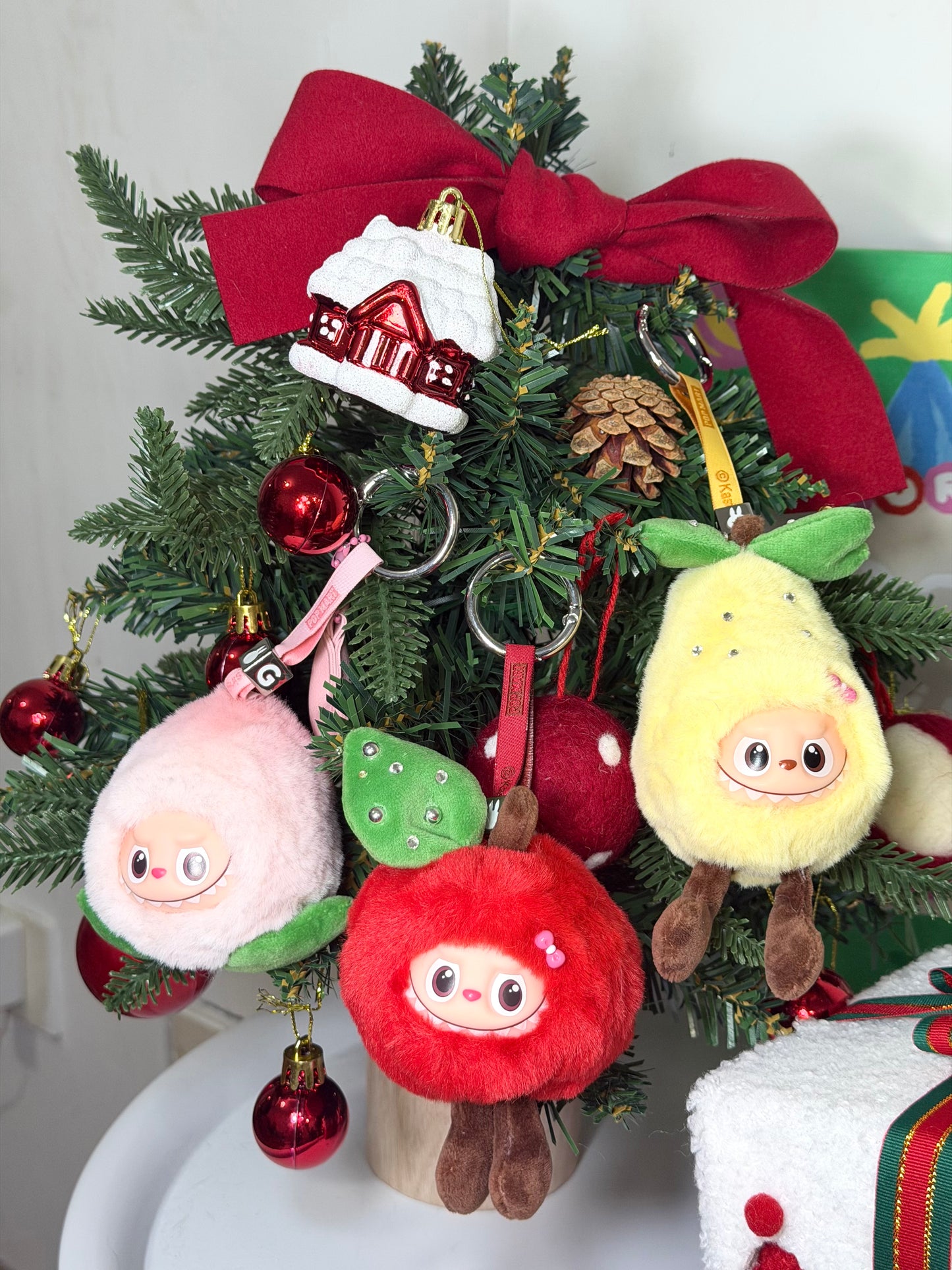 LABUBU X Santa Claus Retrofit Design Pendant