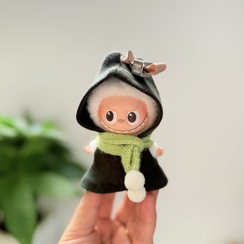 Labubu Mini 4.0 Christmas Cape | Reindeer Elf Cloak Outfit
