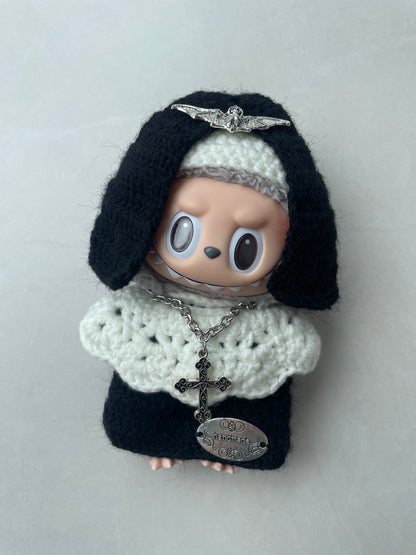 LABUBU Gothic Nun Doll Clothes – Handmade Crochet Set