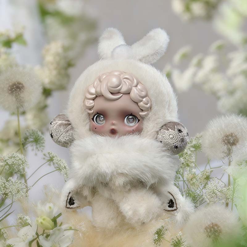 SKULLPANDA Light Weaving Garden Series Plush Doll Pendant