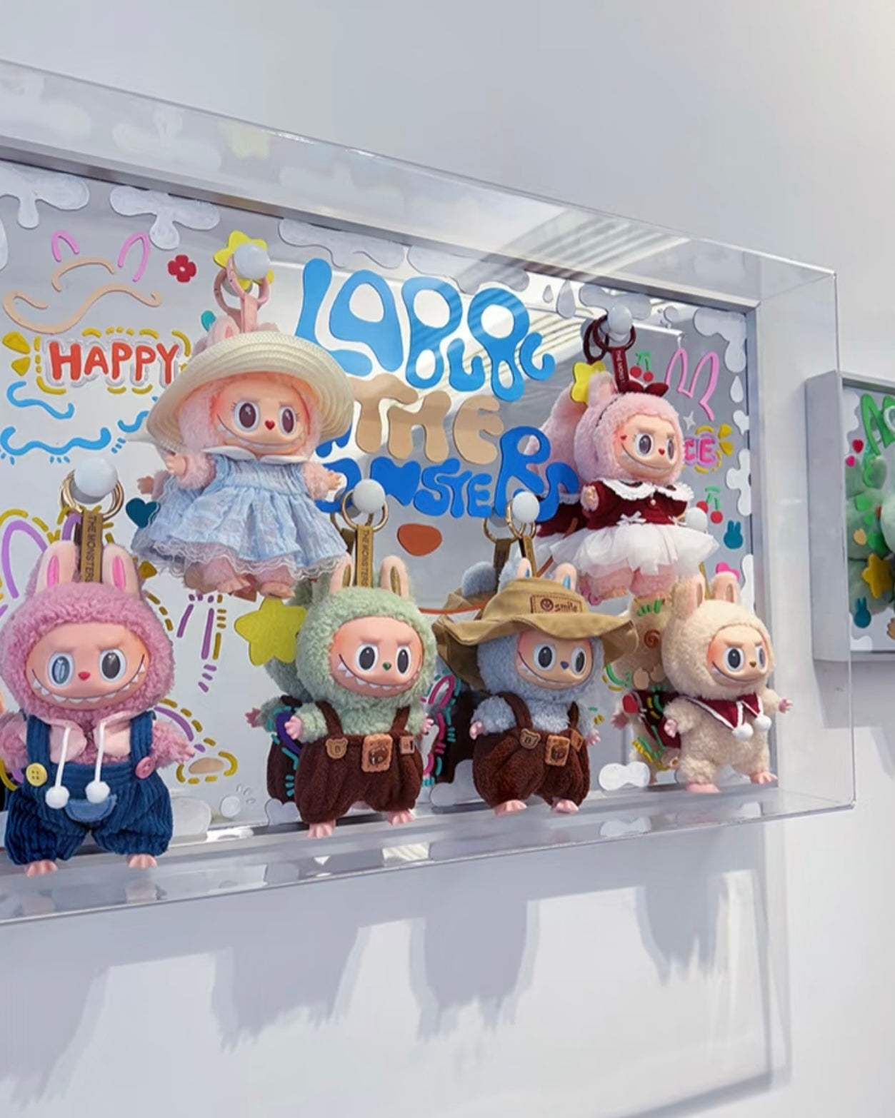 Labubu Vinyl Doll Storage Decoration Diorama