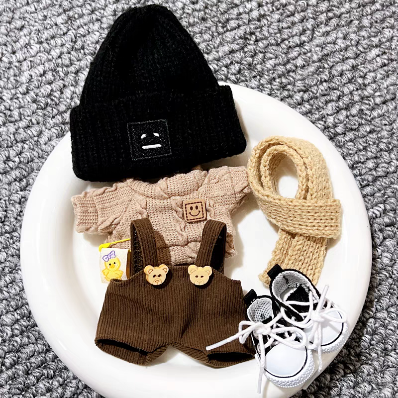 【Mystery Outfit 】One Random Doll Clothes for Labubu