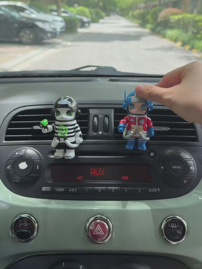 Mega Molly 100% Car Air Vent Aromatherapy Holder