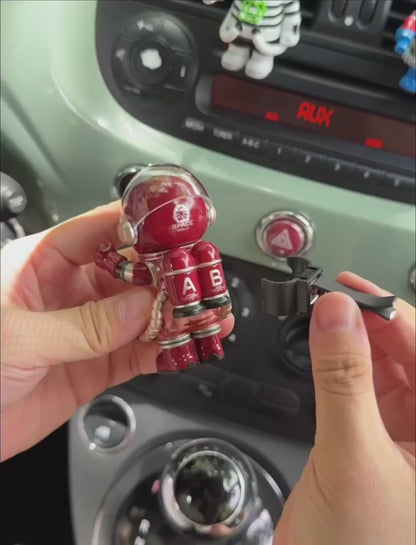 Mega Molly 100% Car Air Vent Aromatherapy Holder