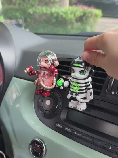 Mega Molly 100% Car Air Vent Aromatherapy Holder