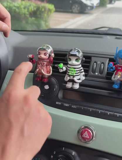 Mega Molly 100% Car Air Vent Aromatherapy Holder